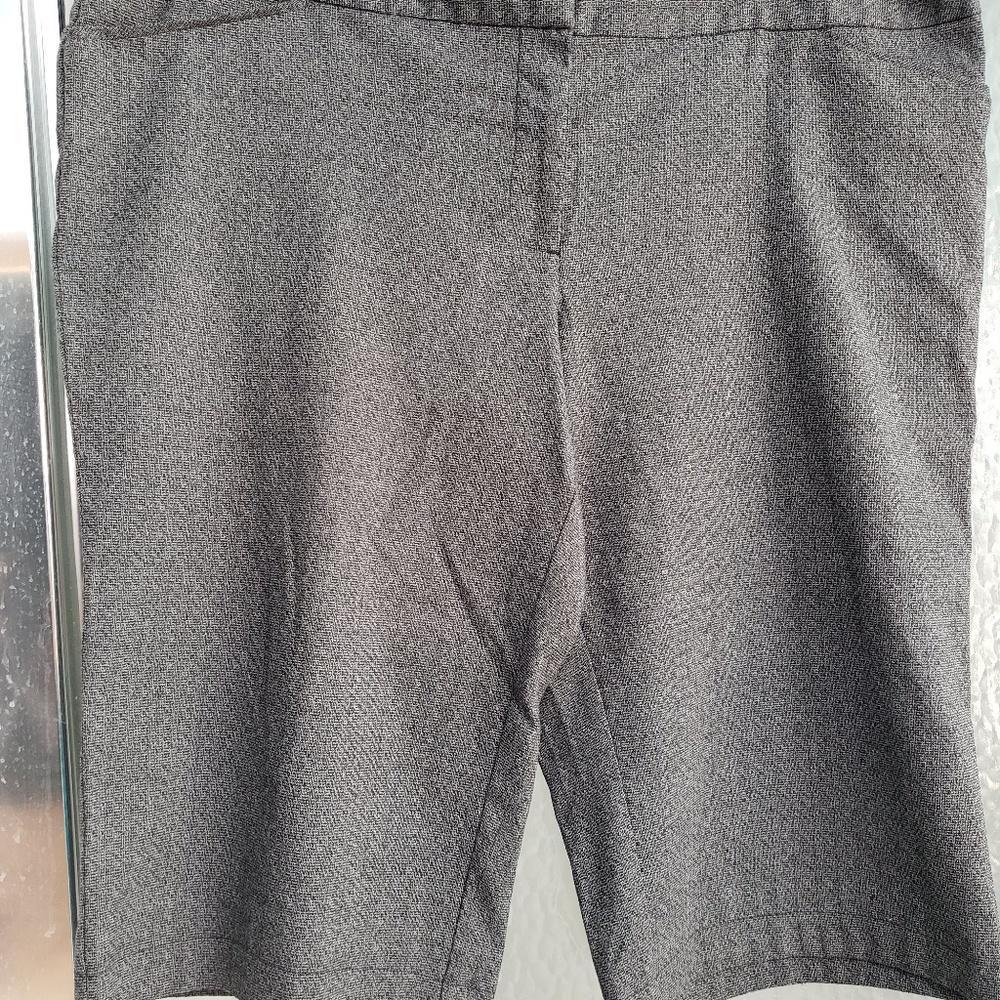 Lane Bryant grey gacho slacks size 20